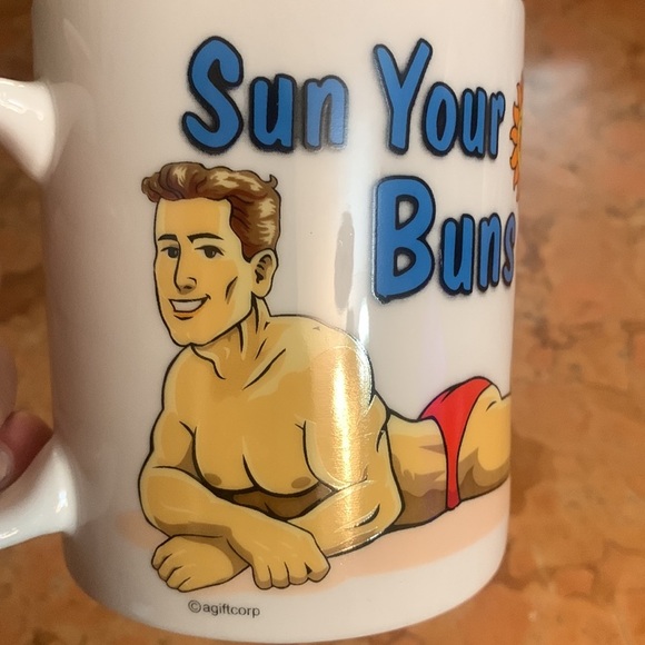 Vintage Sun Your Buns Coffee Mug Myrtle Beach - Picture 2 of 6
